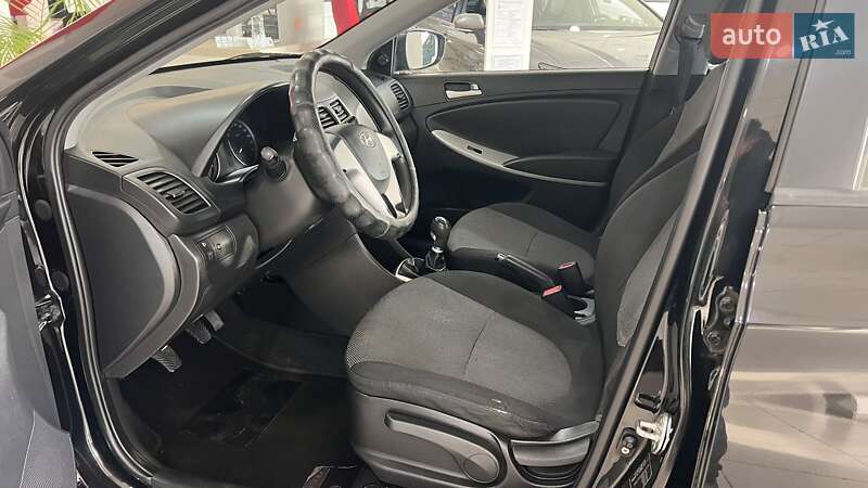 Седан Hyundai Accent 2012 в Ужгороде фото 17 Седан Hyundai Accent 2012 в Ужгороде