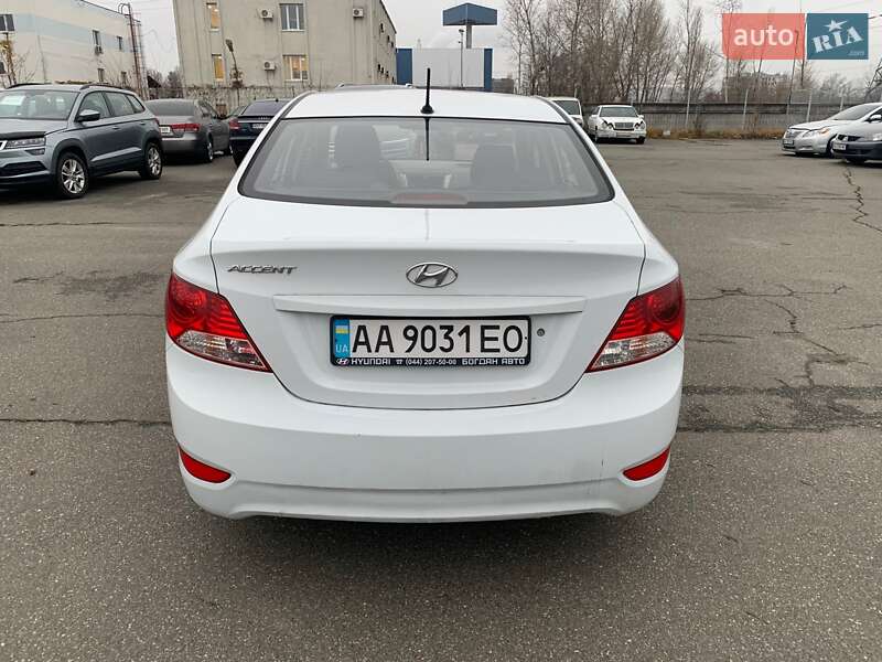 Седан Hyundai Accent 2019 в Києві