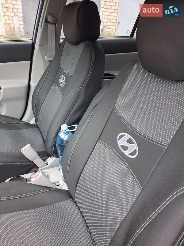 Седан Hyundai Accent 2008 в Николаеве