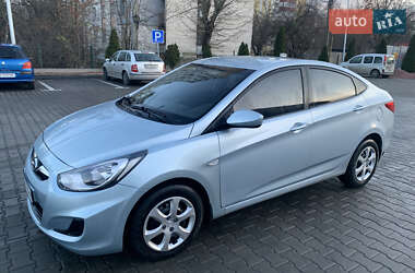 Седан Hyundai Accent 2011 в Києві