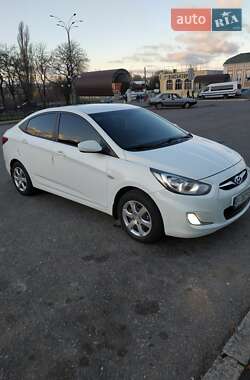 Седан Hyundai Accent 2012 в Кременчуге