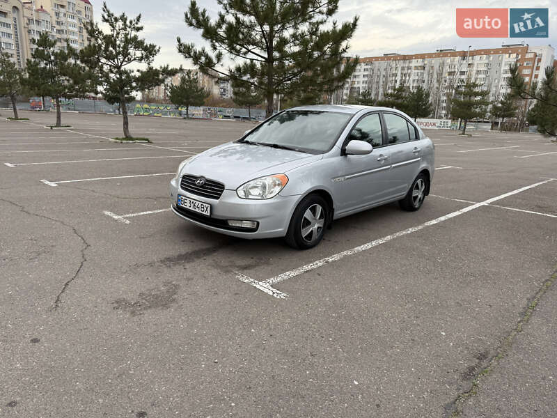 Hyundai Accent 2008