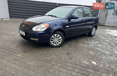 Седан Hyundai Accent 2008 в Днепре
