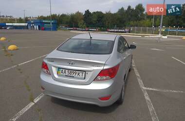 Седан Hyundai Accent 2011 в Киеве
