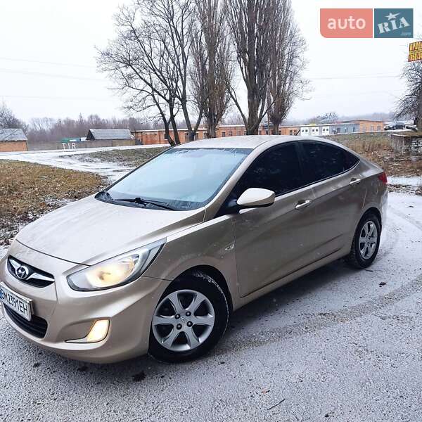 Седан Hyundai Accent 2012 в Ромнах фото 3 Седан Hyundai Accent 2012 в Ромнах