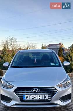 Седан Hyundai Accent 2022 в Городенці