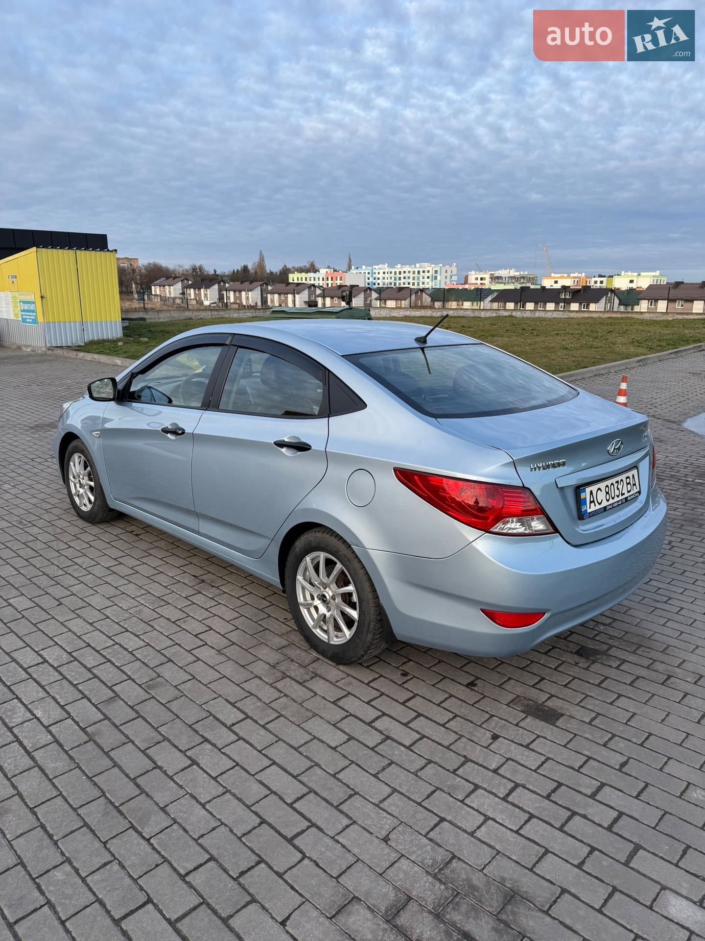 2012 Hyundai Accent - мініатюра 4