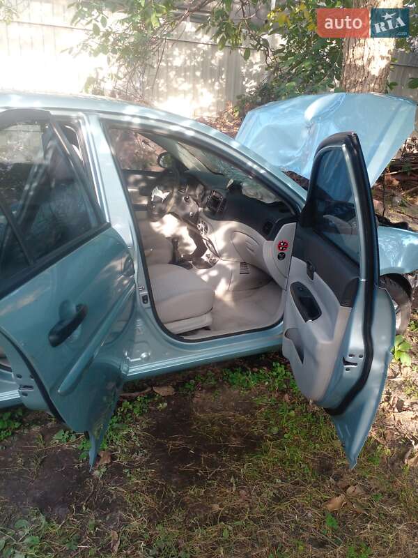 Седан Hyundai Accent 2008 в Києві фото 5 Седан Hyundai Accent 2008 в Києві