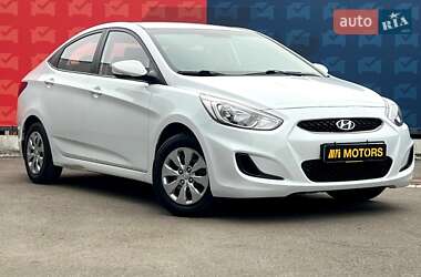 Седан Hyundai Accent 2019 в Києві