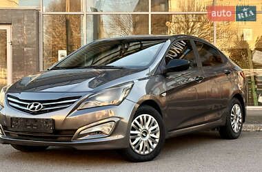 Седан Hyundai Accent 2016 в Запорожье
