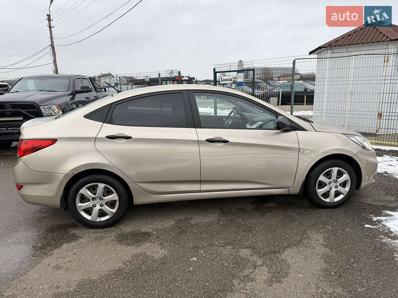 Седан Hyundai Accent 2013 в Киеве фото 11 Седан Hyundai Accent 2013 в Киеве