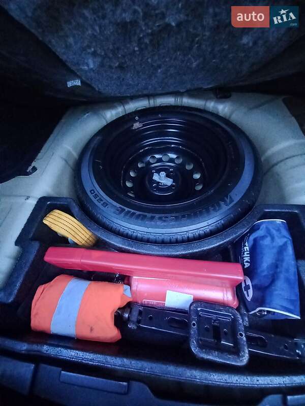 Седан Hyundai Accent 2008 в Казатине