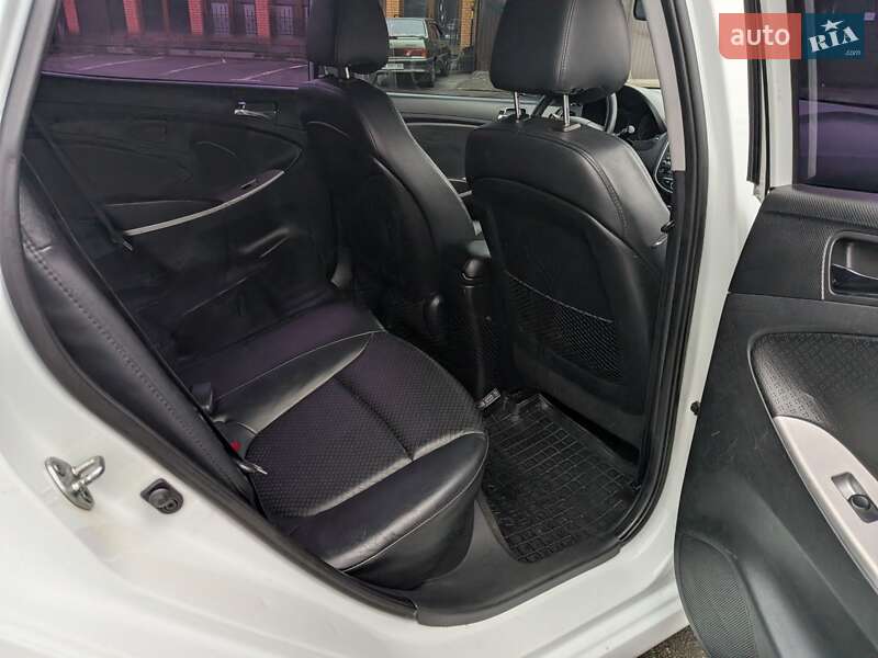 Хэтчбек Hyundai Accent 2012 в Харькове фото 11 Хэтчбек Hyundai Accent 2012 в Харькове