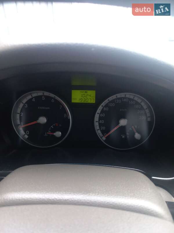 Седан Hyundai Accent 2008 в Казатине