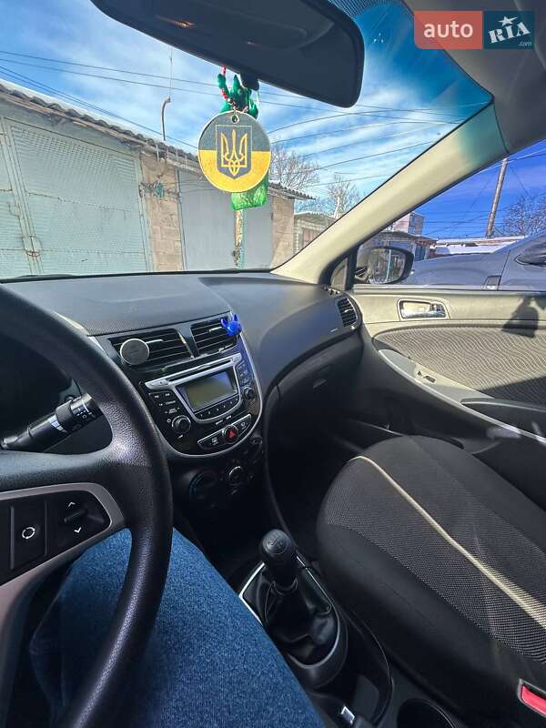 Седан Hyundai Accent 2011 в Яготині фото 20 Седан Hyundai Accent 2011 в Яготині