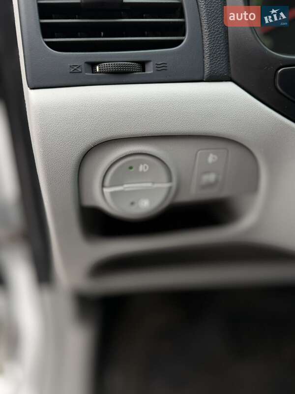 Седан Hyundai Accent 2008 в Дніпрі фото 10 Седан Hyundai Accent 2008 в Дніпрі