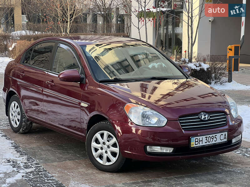 Седан Hyundai Accent 2008 в Киеве
