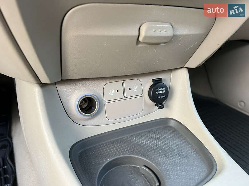 Седан Hyundai Accent 2008 в Киеве