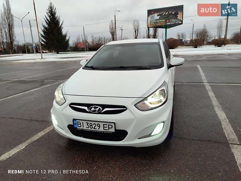 Седан Hyundai Accent 2012 в Кременчуці