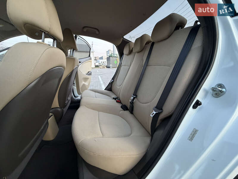 Седан Hyundai Accent 2013 в Одесі