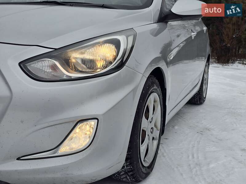Седан Hyundai Accent 2013 в Хмельницком