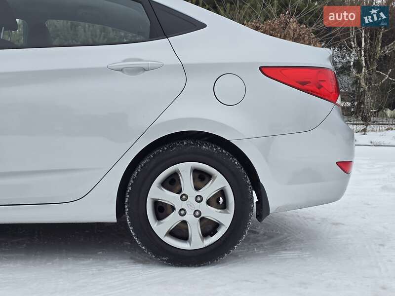 Седан Hyundai Accent 2013 в Хмельницком