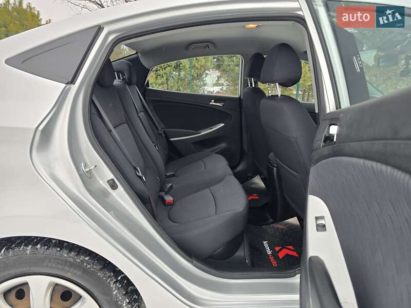 Седан Hyundai Accent 2013 в Хмельницком