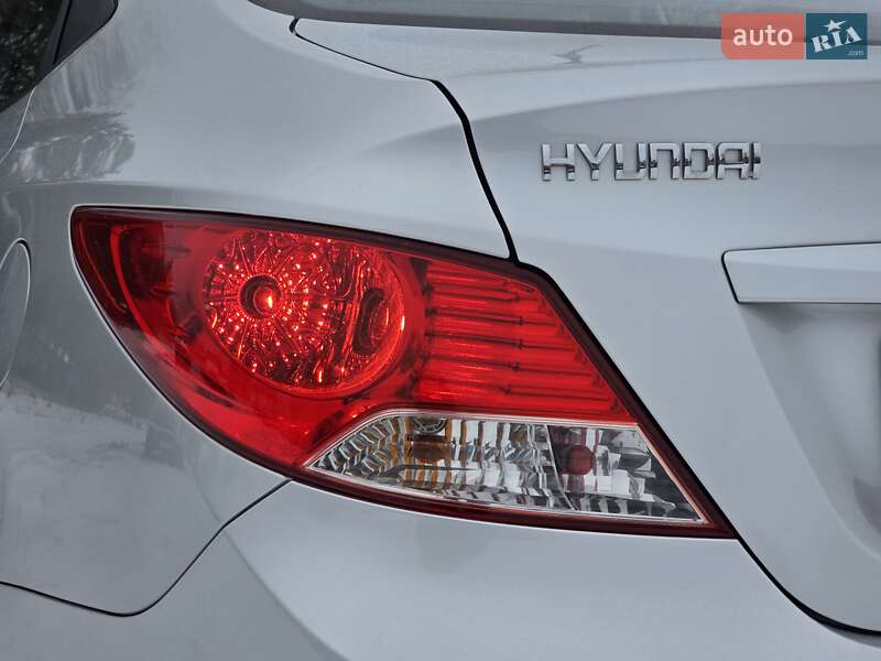 Седан Hyundai Accent 2013 в Хмельницком