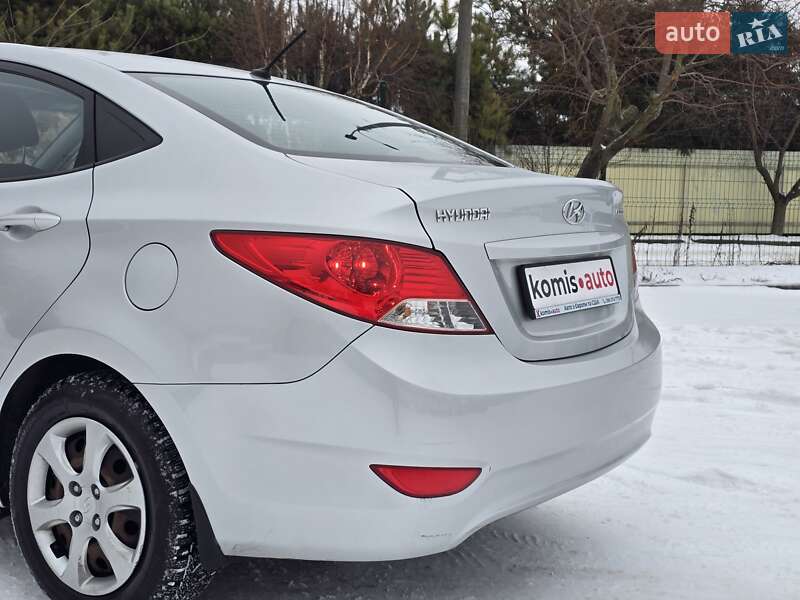 Седан Hyundai Accent 2013 в Хмельницком