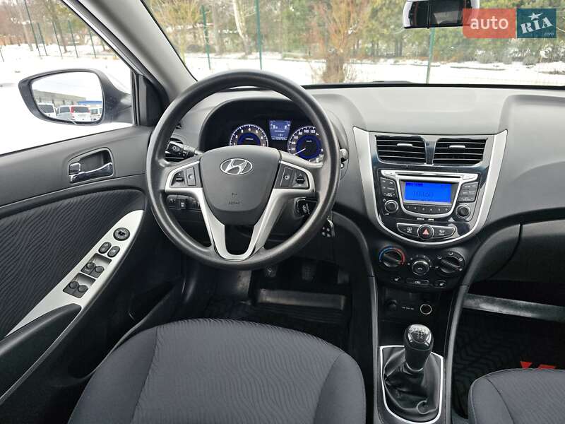 Седан Hyundai Accent 2013 в Хмельницком