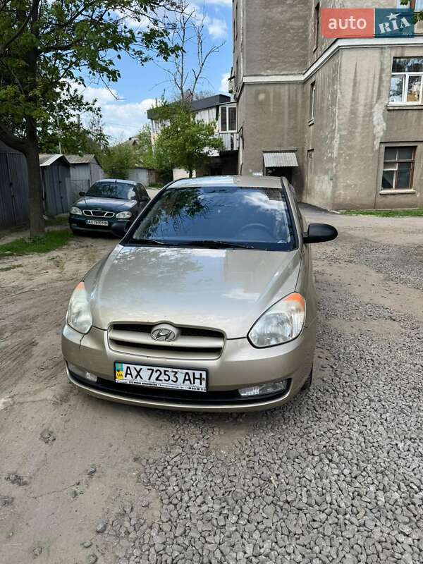 Хэтчбек Hyundai Accent 2006 в Лозовой