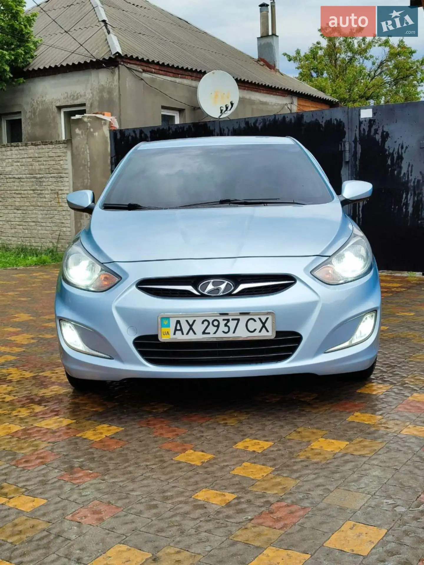 2012 Hyundai Accent - мініатюра 16