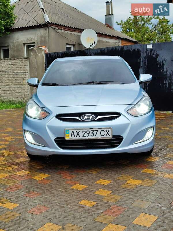 Седан Hyundai Accent 2012 в Харкові