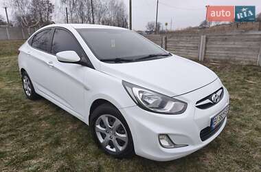 Седан Hyundai Accent 2012 в Козельщині
