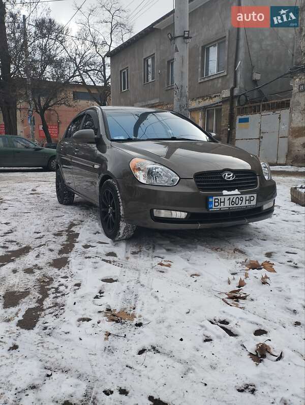Hyundai Accent 2008