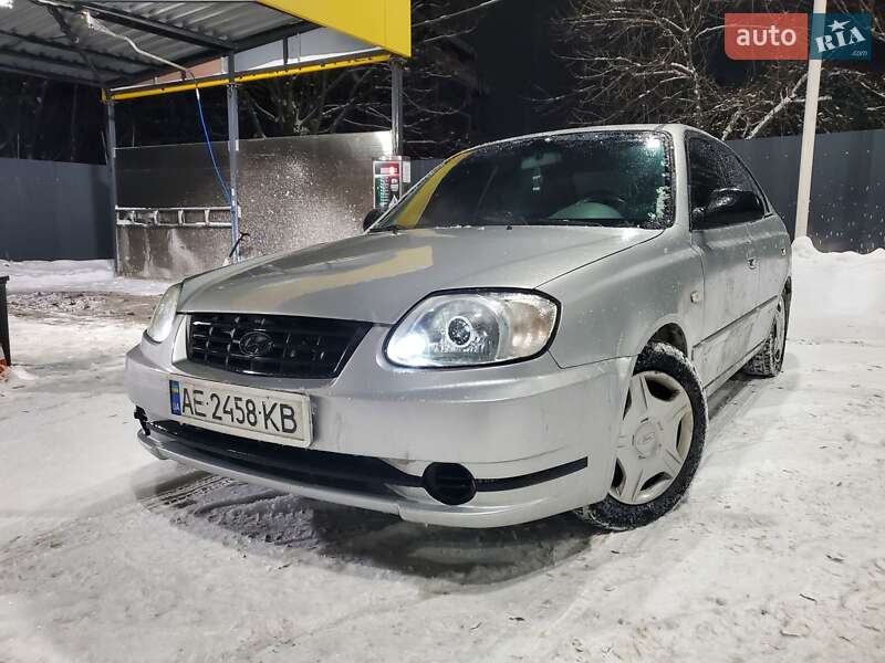 Hyundai Accent 2003 Hyundai Accent 2003