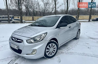 Седан Hyundai Accent 2011 в Одессе
