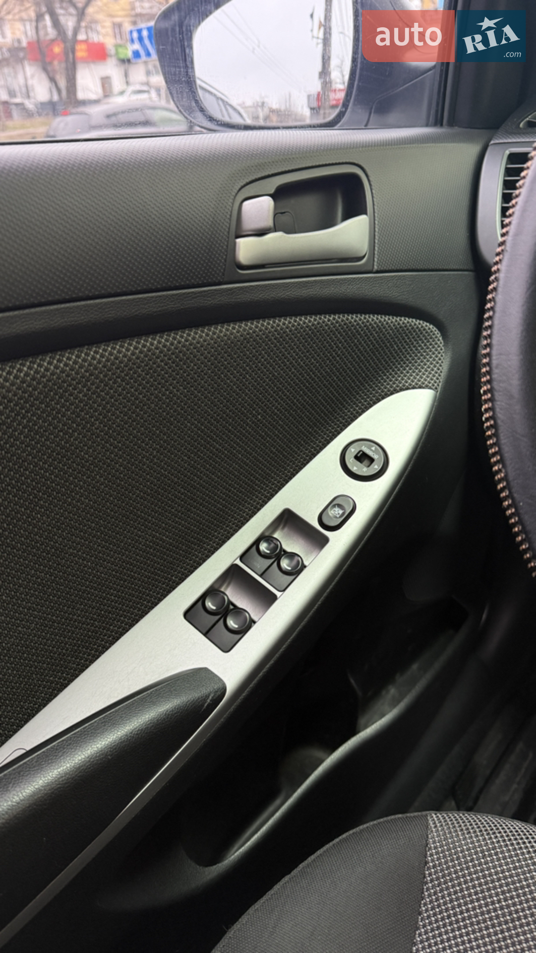 2013 Hyundai Accent - мініатюра 3