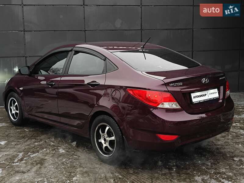 Седан Hyundai Accent 2013 в Одессе