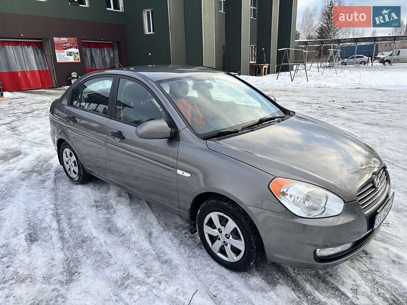 Седан Hyundai Accent 2008 в Славуте