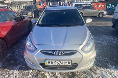 Седан Hyundai Accent 2012 в Киеве