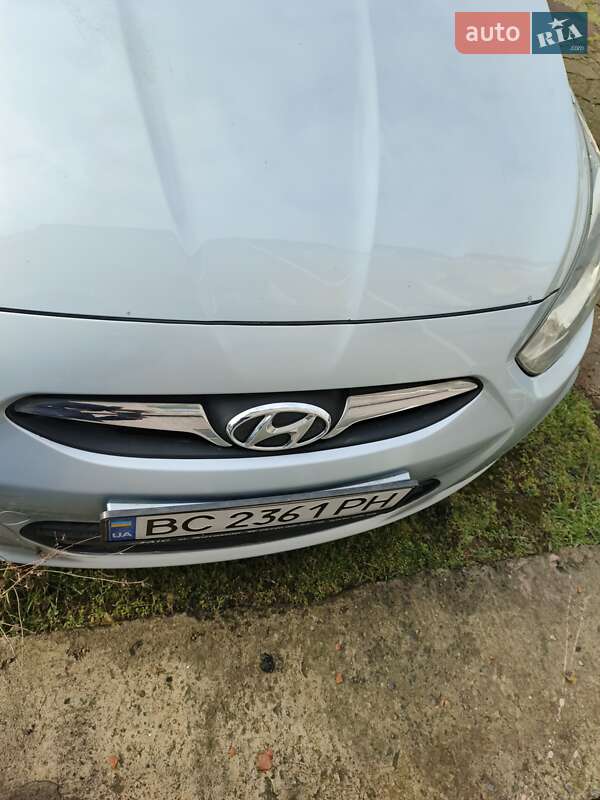 Седан Hyundai Accent 2012 в Одессе