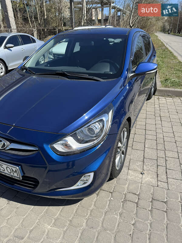 Хэтчбек Hyundai Accent 2015 в Львове фото 2 Хэтчбек Hyundai Accent 2015 в Львове