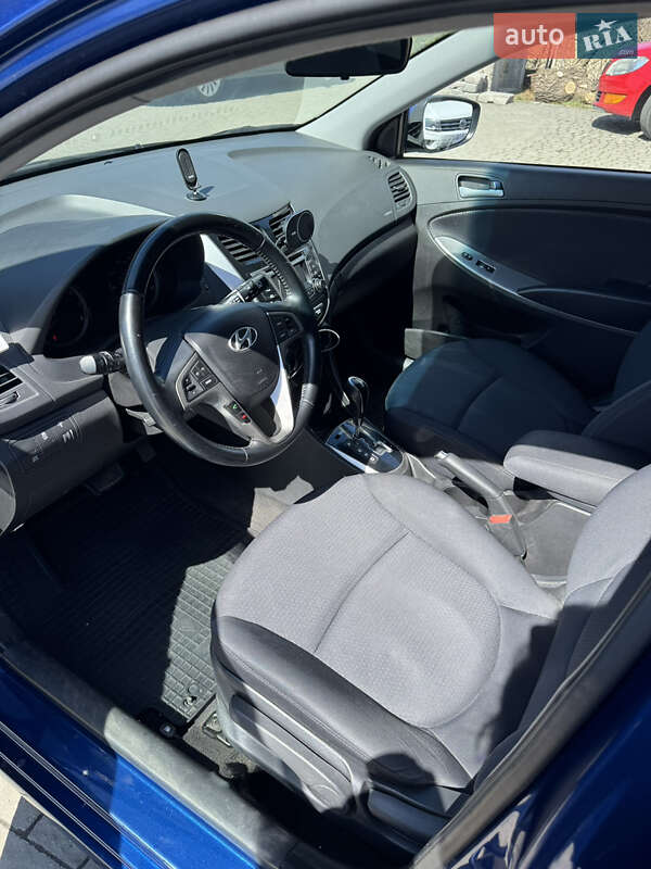 Хэтчбек Hyundai Accent 2015 в Львове фото 6 Хэтчбек Hyundai Accent 2015 в Львове