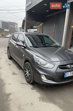 Хетчбек Hyundai Accent 2012 в Хмельницькому