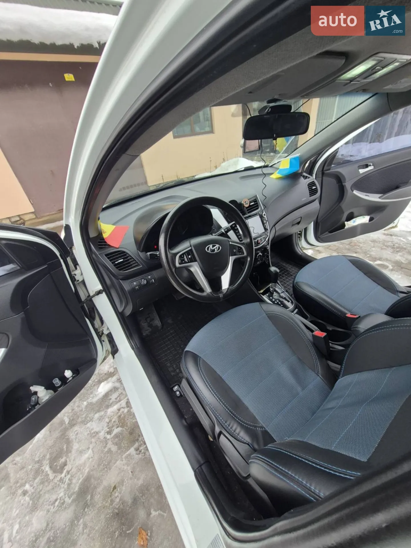 2012 Hyundai Accent - мініатюра 6