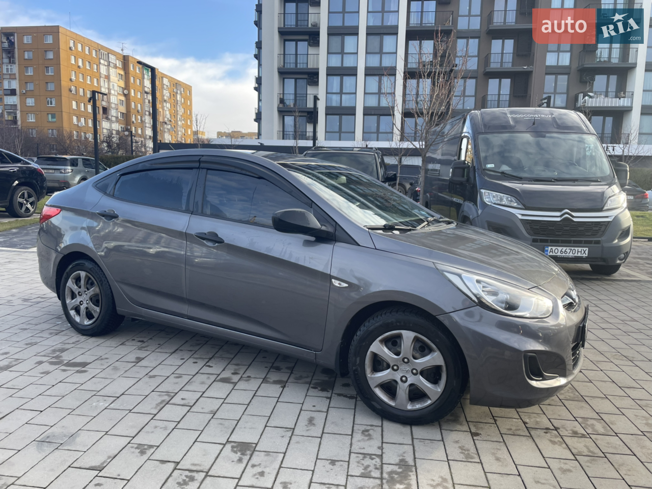 2013 Hyundai Accent - мініатюра 13
