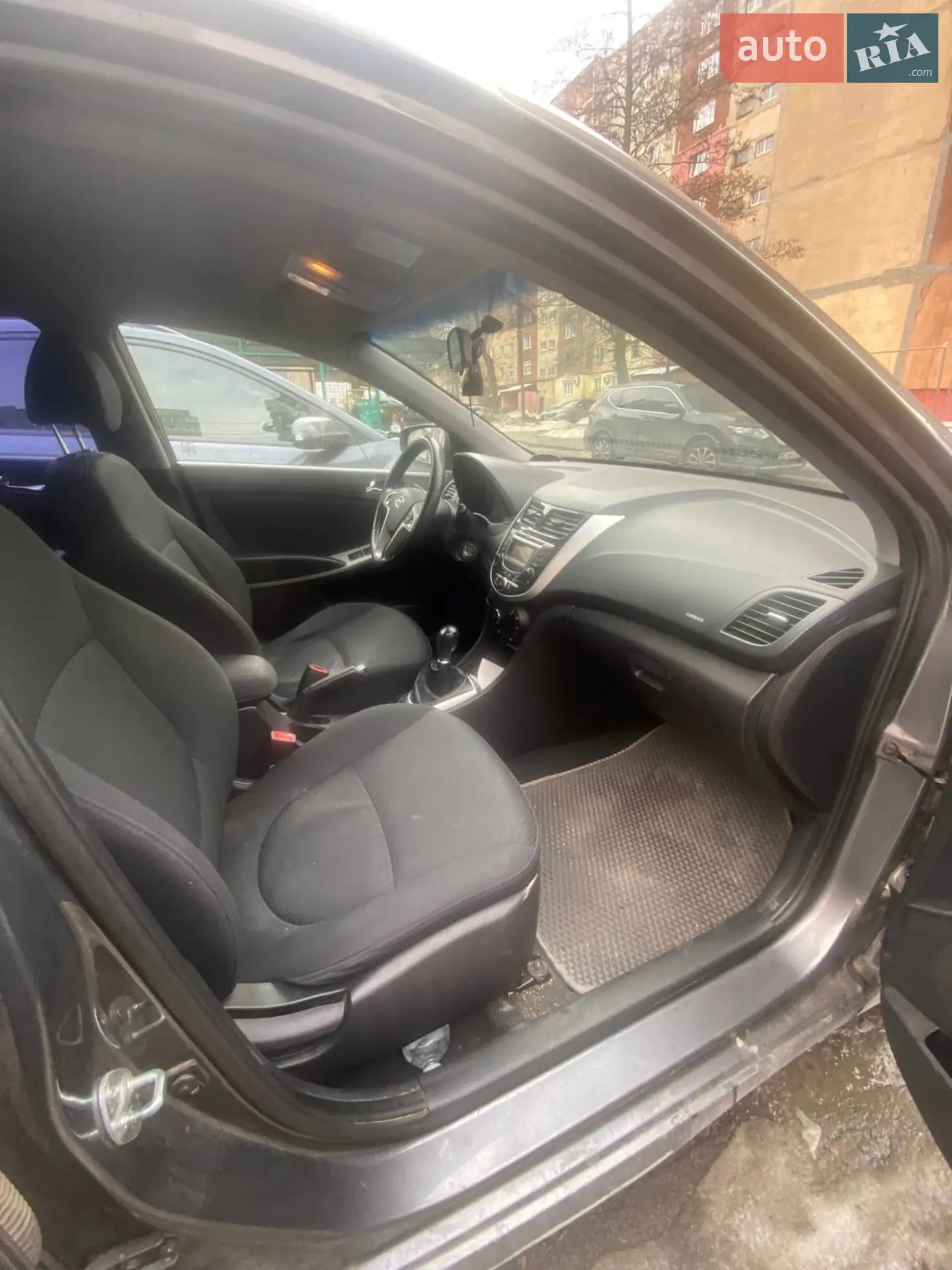 2012 Hyundai Accent - мініатюра 5