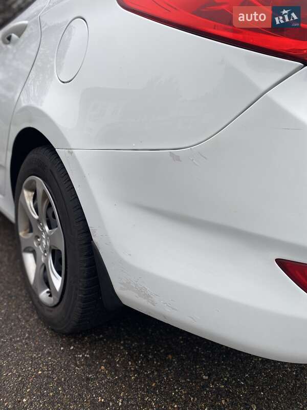 Седан Hyundai Accent 2011 в Киеве