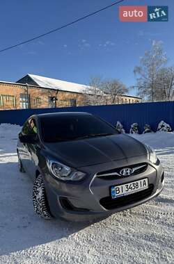 Седан Hyundai Accent 2013 в Полтаві